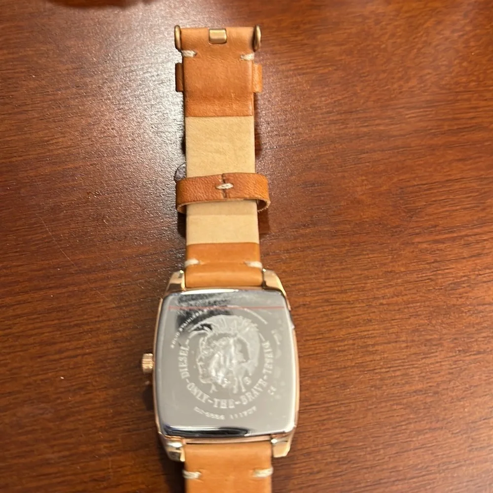 NWOT Diesel “Becky” rose gold women’s watch 32mm square face